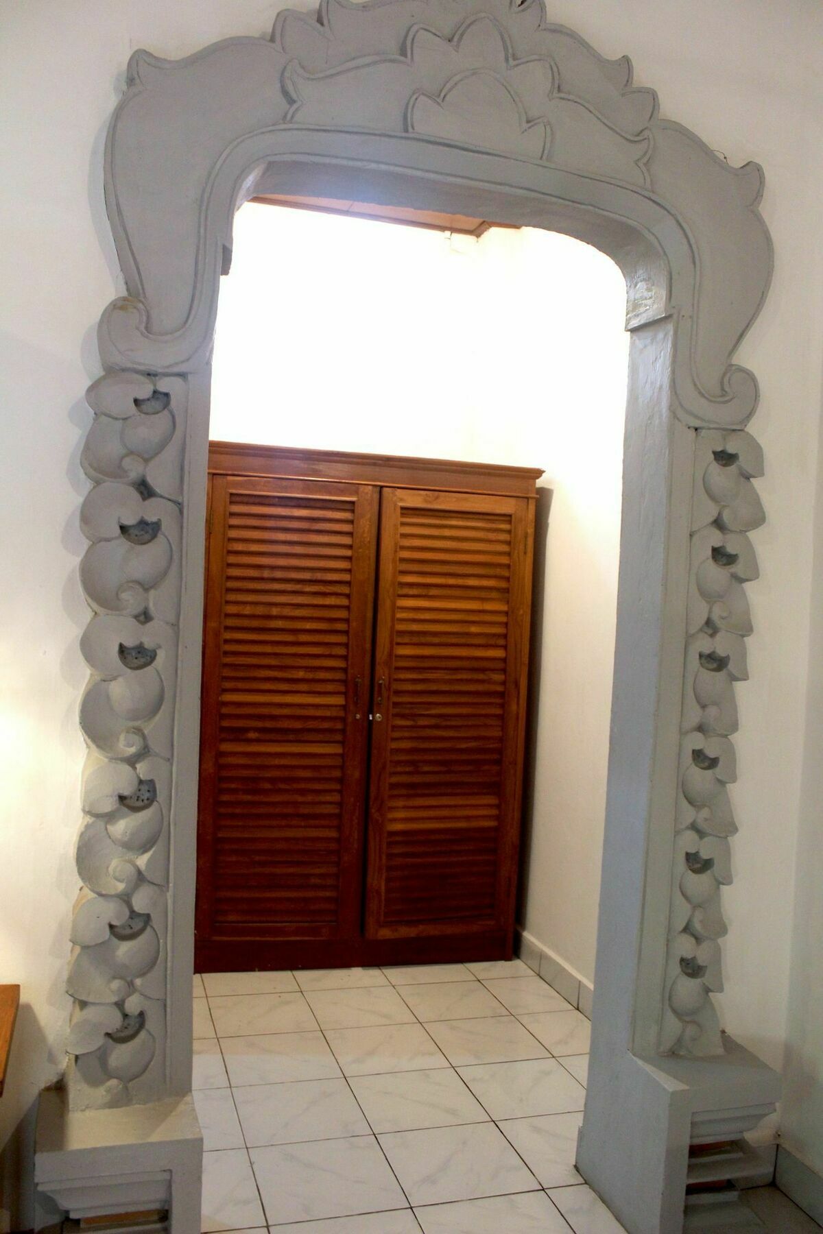 Lovina Palace Buitenkant foto
