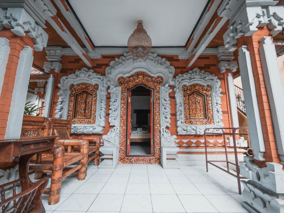 Lovina Palace Buitenkant foto